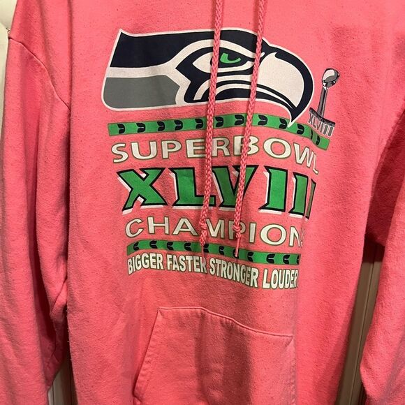 SEATTLE SEAHAWKS  Super Bowl  Champion NFL XLV111 C PORT Sweatshirt  Women’s S - Picture 5 of 10